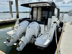 2022 Jeanneau NC 1095 Coupe "Remotely Workin'" photo 4