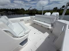 2021 Intrepid 345 Nomad FE photo 4