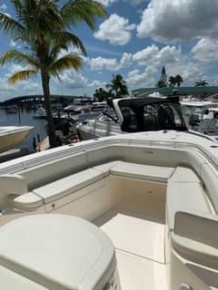 2015 Cobia 344 Center Console photo 4