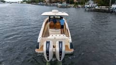 2026 Chris-Craft 31 Catalina photo 2