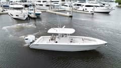 2024 Jupiter 34 HFS photo 2