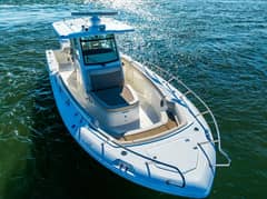 2017 Boston Whaler 330 Outrage photo 6