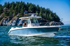 2017 Boston Whaler 330 Outrage photo 9