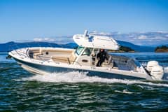 2017 Boston Whaler 330 Outrage photo 5