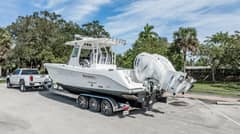 2021 Everglades 335 Center Console photo 4