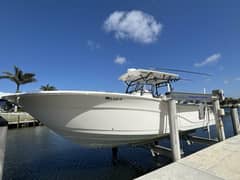 2023 Sea Fox 328 Commander photo 1