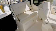 2023 Boston Whaler 325 Conquest photo 9