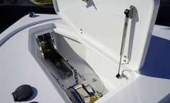2026 Sea Hunt Ultra 305SE photo 9