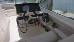 2024 Boston Whaler 280 Vantage photo 4