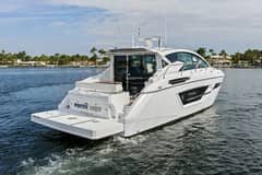 2022 Cruisers Yachts 46 CANTIUS "POSITIVE VIBES" photo 4