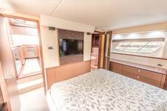 2012 SEA RAY "SAPPHIRE" photo 9