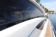 2009 PERSHING 72 "VANTAGE" photo 9