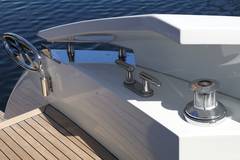 2009 PERSHING 72 "VANTAGE" photo 8