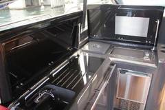 2012 SUNSEEKER Predator "YOUNG GUNS" photo 9