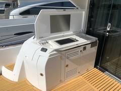 2017 SUNSEEKER Predator "PIECE OF SHIP" photo 7