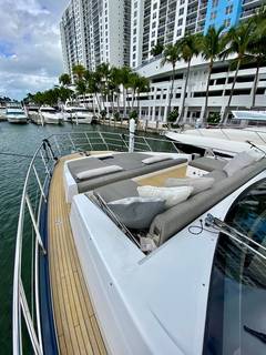 2018 AZIMUT YACHTS Flybridge "SEARENITY II" photo 5