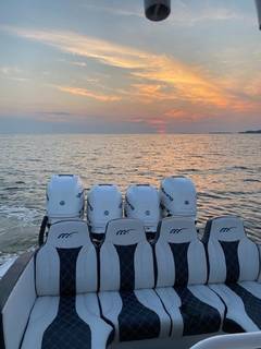 2019 MIDNIGHT EXPRESS POWERBOATS 39 Cuddy "-" photo 5