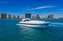 2004 PERSHING "FREE SPIRIT" photo 9