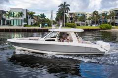 2019 BOSTON WHALER Realm "350 REALM" photo 8