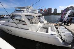 2019 INTREPID POWERBOATS INC. 475 Sport Yacht "-" photo 4