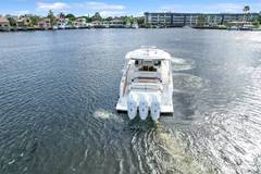 2022 TIARA YACHTS 48 LS "-" photo 5