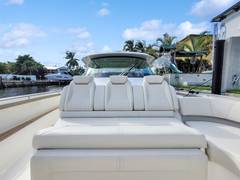 2022 TIARA YACHTS 48 LS "-" photo 8