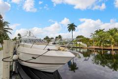 2001 PRINCESS YACHTS V65 "TAKIA" photo 4