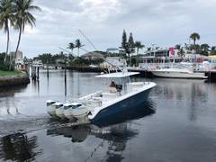 2009 BAHAMA BOAT WORKS 41 "ON THE EDGE" photo 2