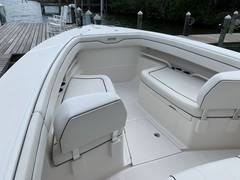 2018 JUPITER 30 HFS "-" photo 6