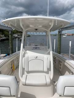 2018 JUPITER 30 HFS "-" photo 9