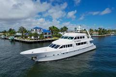 2001 PRESIDENT YACHTS 100 Motor Yacht "GLEN ELLEN" photo 1