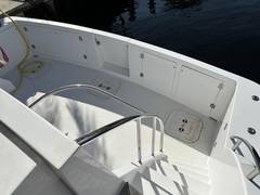 2001 PRESIDENT YACHTS 100 Motor Yacht "GLEN ELLEN" photo 6