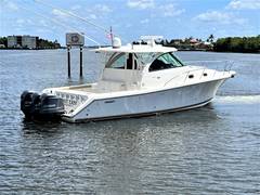 2016 PURSUIT BOATS OS 385 Offshore "SNOT EASY" photo 4
