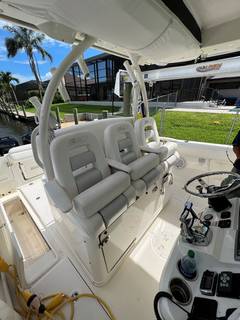 2013 BOSTON WHALER 370 Outrage "-" photo 4