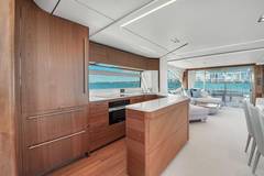 2021 PRINCESS YACHTS "78' PRINCESS Y78 2021" photo 6