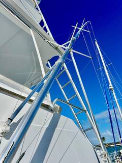 1997 VIKING 43 Convertible "VINITO" photo 5