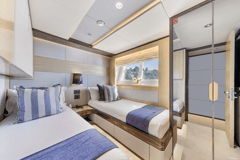 2017 MAJESTY Majesty 100 "M/Y LEGACY" photo 9
