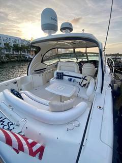 2005 SEA RAY 420 Sundancer "SOUTHSIDE" photo 4