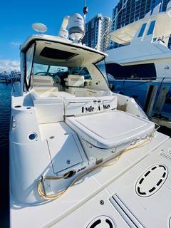 2010 SEA RAY 450 Sundancer "HYDE-A-WAY" photo 5