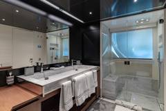 2019 RIVA YACHT 90 Argo "BEYOND BEYOND" photo 9