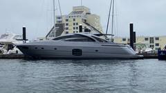 2016 PERSHING 70 "The Office" photo 1