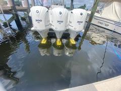 2006 INTREPID POWERBOATS INC. 370 "PENSION PENDING" photo 9
