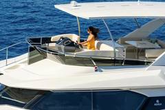 2020 AQUILA 44 MY Power Catamaran "NO TAN LINES" photo 6