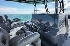 2026 CUSTOM BOATS "STREAMLINE GREY DIESEL" photo 2
