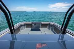 2026 CUSTOM BOATS "STREAMLINE GREY DIESEL" photo 7