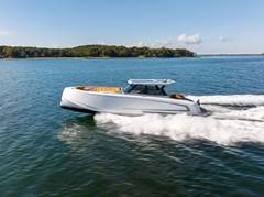 2021 VANQUISH YACHTS 45 T Top "KATSEA" photo 9