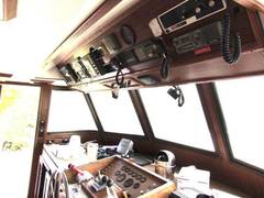 1982 HATTERAS 65 LRC "1982 HATTERAS LRC LONG RANGE CRUISER" photo 6