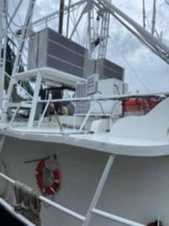 1984 CUSTOM 72 Commercial Trawler Freezer Shrimper "1984 COMMERCIAL 72 TRAWLER FREEZER SHRIMPER" photo 2