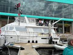 1988 VIKING Cockpit Motor Yacht "THE JOBSITE" photo 2