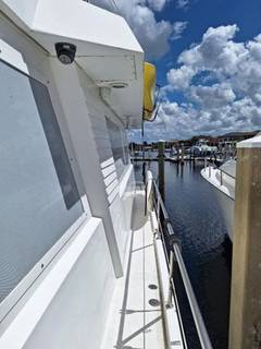 1988 VIKING Cockpit Motor Yacht "THE JOBSITE" photo 6